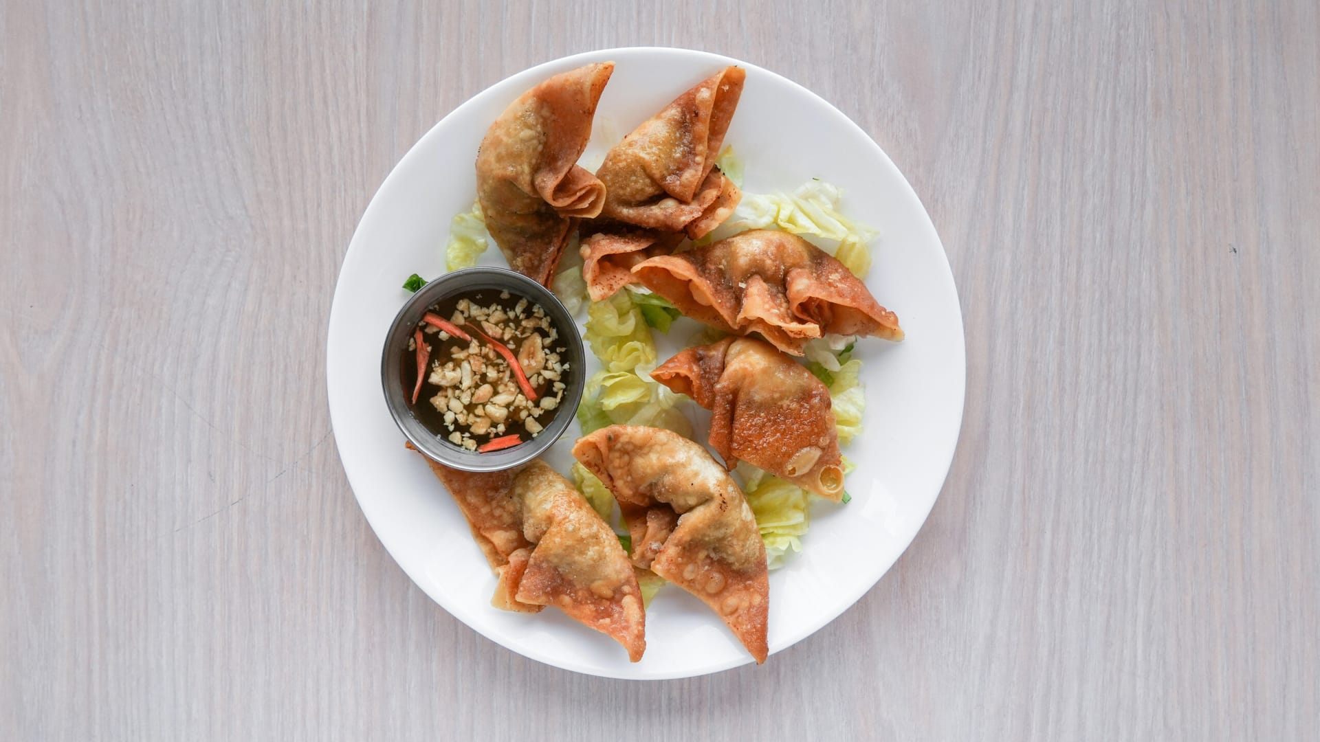 E4 · Wontons croustillants